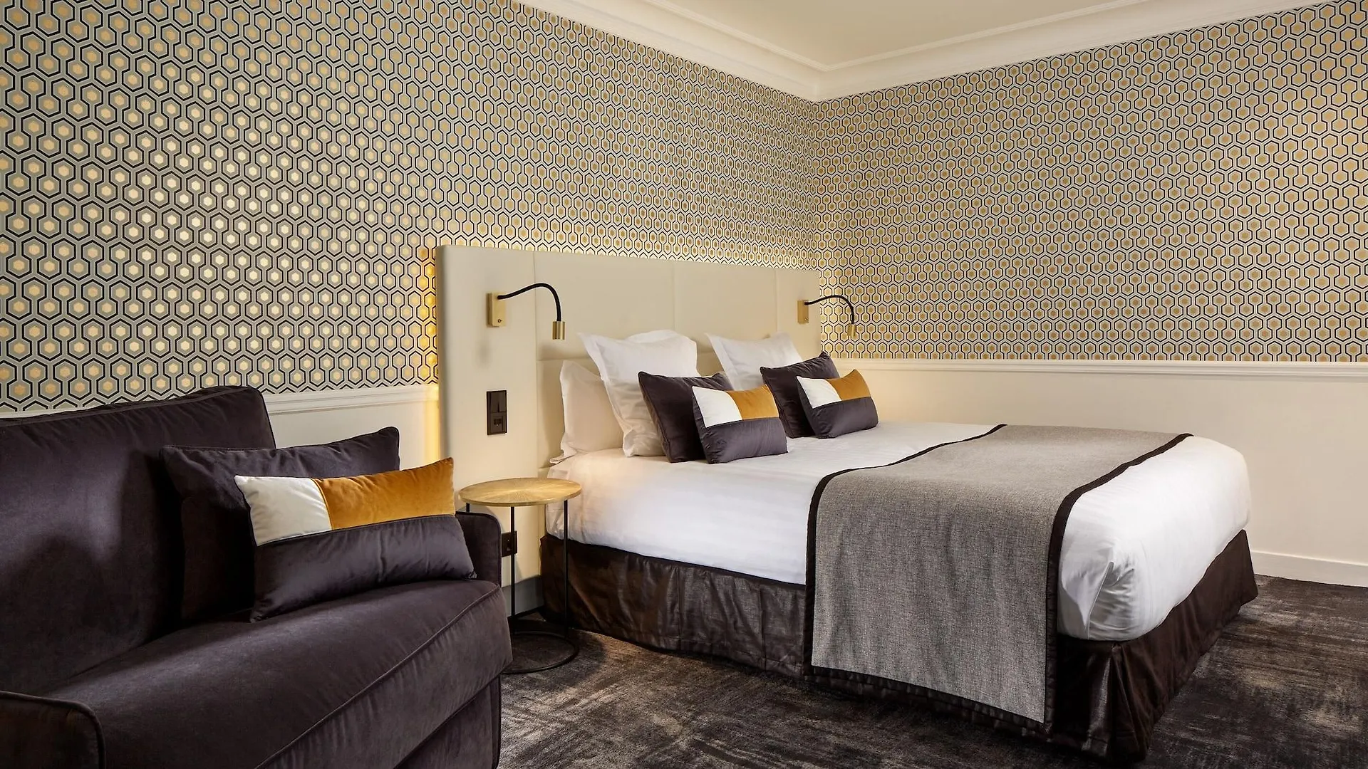 Le Royal Rive Gauche Hotel